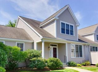307 Willow Brook Dr, Wayland, MA 01778