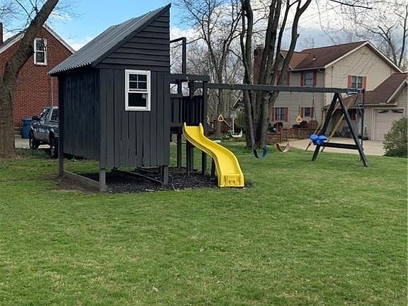 4th image of 891 Halcyon Dr