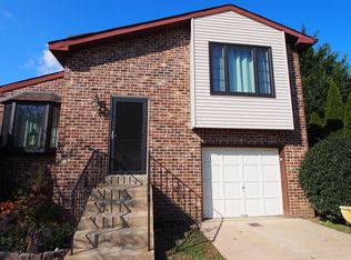 13030 Trina Dr, Philadelphia, PA 19116
