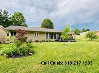 1 Highland Dr, Hamilton, IL 62341