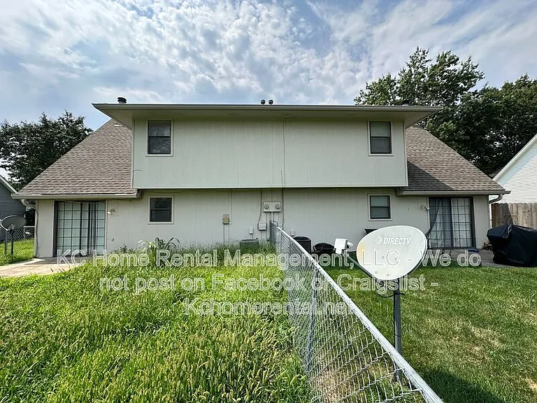 900 NW 36th Street Ter — Photo 27
