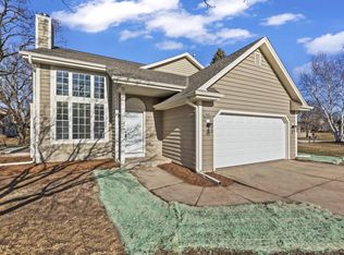 N27W26457 Christian Ct W #A, Pewaukee, WI 53072