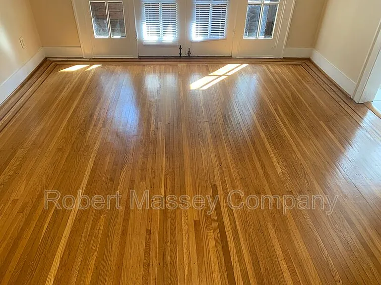 2424 Glenmary Ave #2424GLE-10 — Photo 4