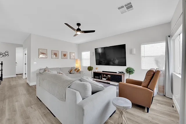 9429 Silvaner Ct — Photo 16