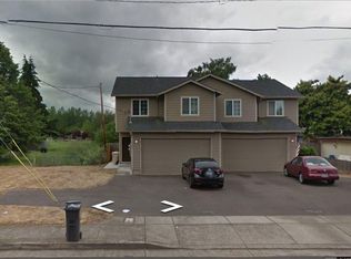 1158 W Oak St, Lebanon, OR 97355