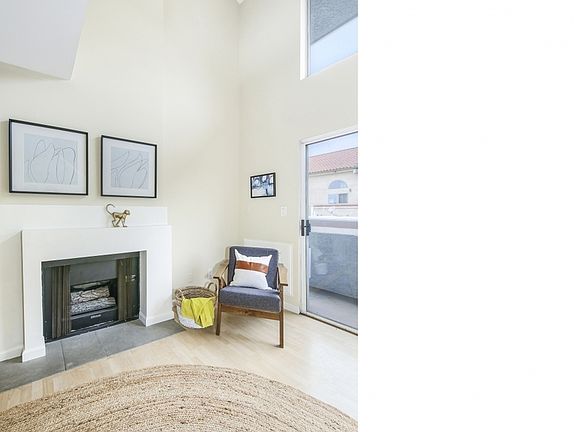 4th image of 2471 Sawtelle Blvd APT 202