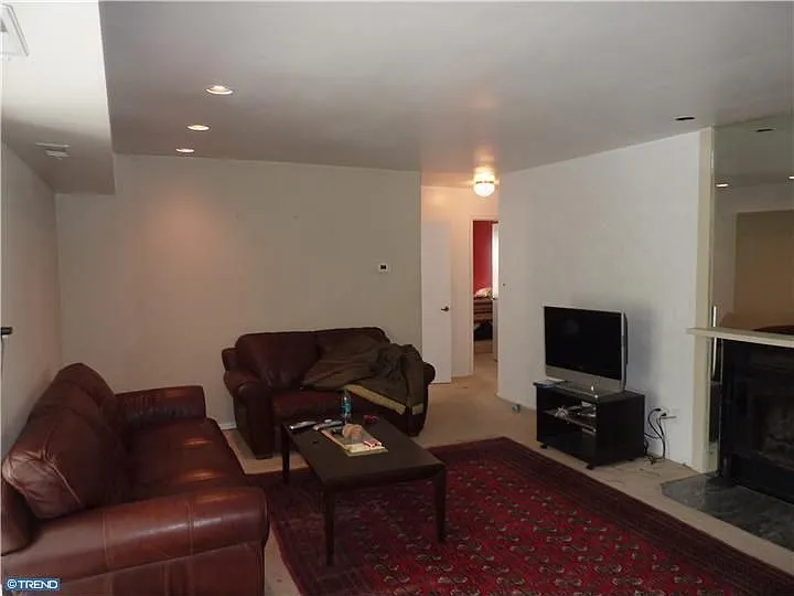 116 W Bluebell Ln #B photo 1