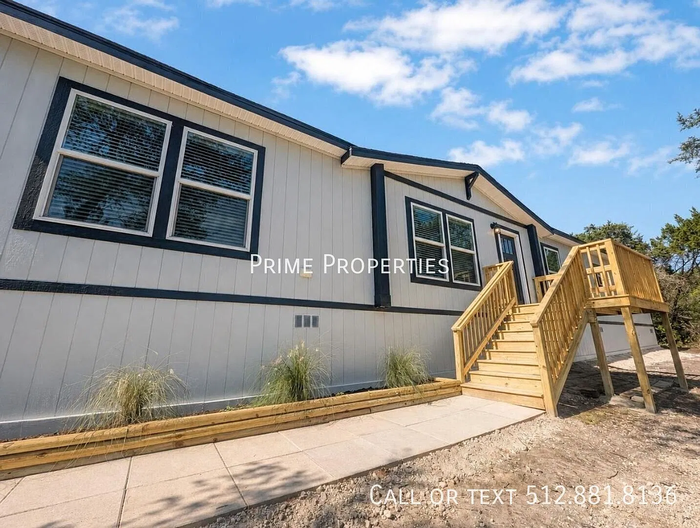 Comfortable SingleStory Mobile Home in Austin — Photo 1