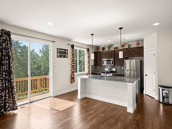 5th image of 150 NE 66th Ave