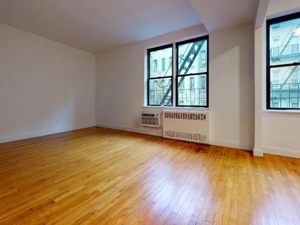 312 East 90th Street image 1 of 3