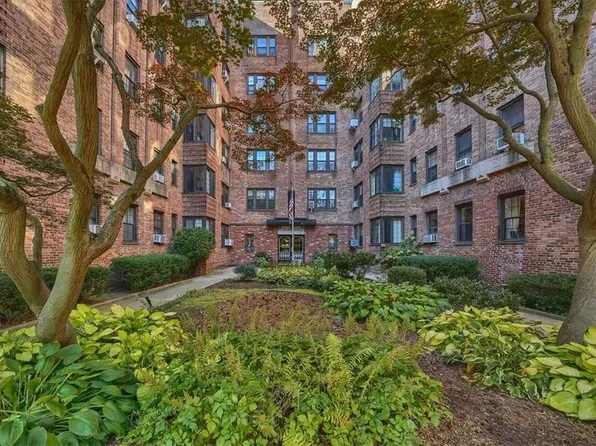 35 Parkview Avenue #5J, Bronxville, NY 10708