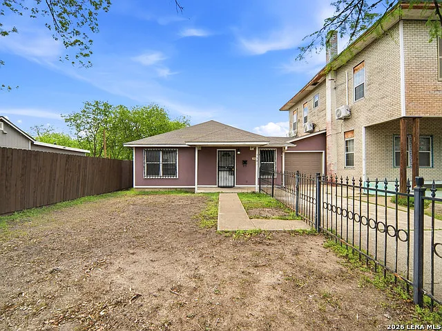 1301 S Palmetto — Photo 4