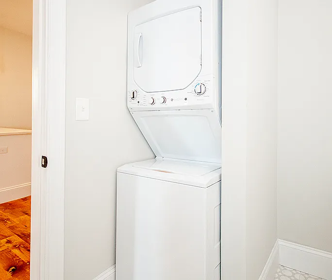 205 Marion St #3 — Photo 16
