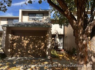 6820 W Irving Ln, Boise, ID 83704