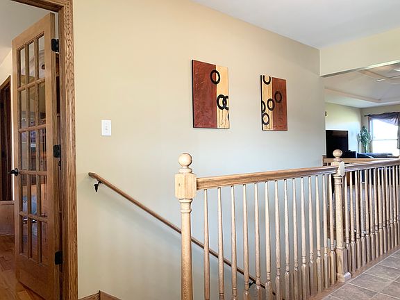 4th image of 1845 Willow Brook Dr