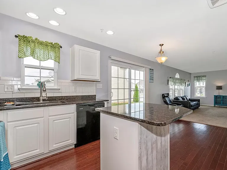 102 Water Run St #1 — Photo 10