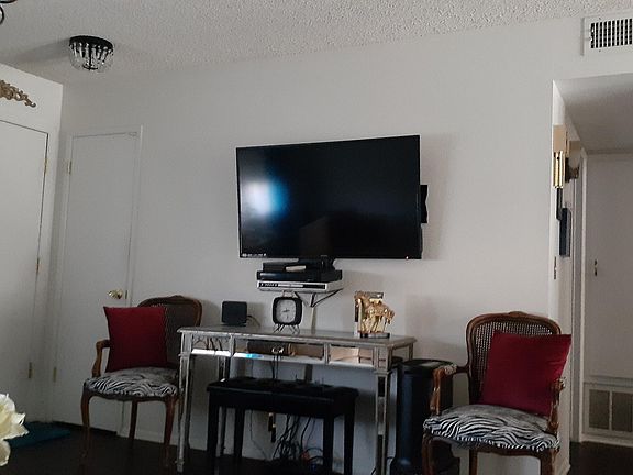 5th image of 10731 W El Capitan Cir NW