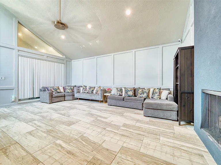 7606 Portal Dr — Photo 13