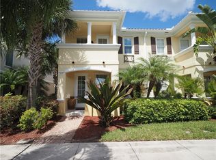 1653 Napoli Dr, Sarasota, FL 34232