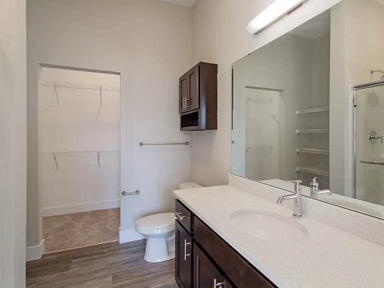 The Flats at Summit Station — Photo 9