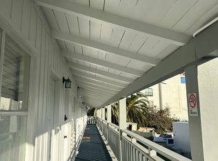 1214 Coast Village Rd UNIT 17, Santa Barbara, CA 93108
