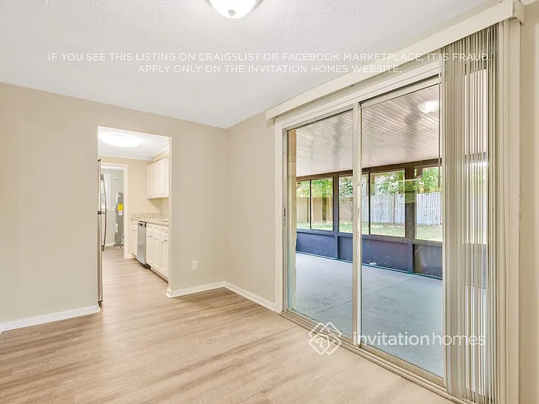 4238 Sabine Dr — Photo 14