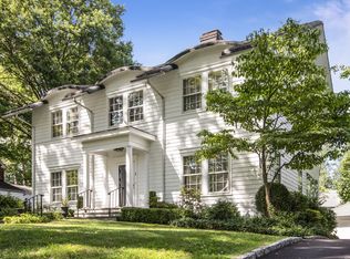 49 Tunstall Rd, Scarsdale, NY 10583