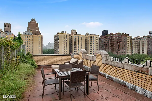 Sold by Citi Habitats | media 11