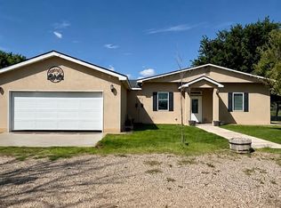 270 Peaceful Valley Rd, Roswell, NM 88201