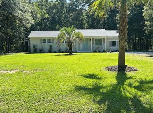8269 Red House Rd, Edisto Island, SC 29438