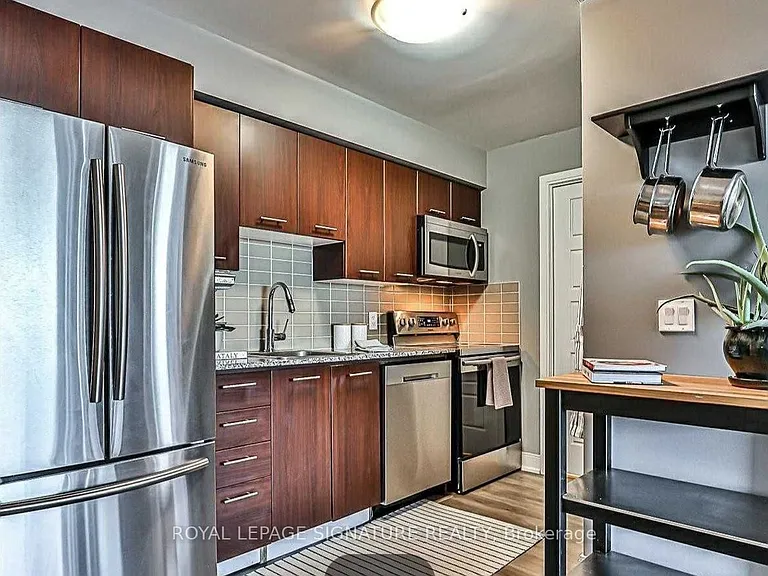 125 Village Green Sq #2301 — Photo 5