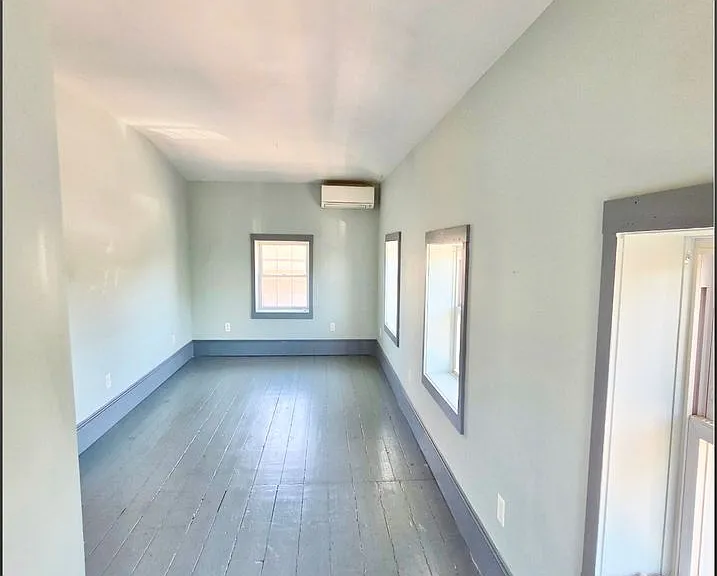 123 Elmwood Avenue — Photo 13