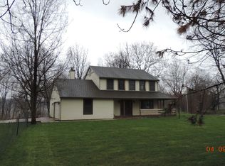 5590 S Burlington Dr, Muncie, IN 47302