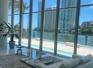 300 Biscayne Boulevard Way #5009, Miami, FL 33131