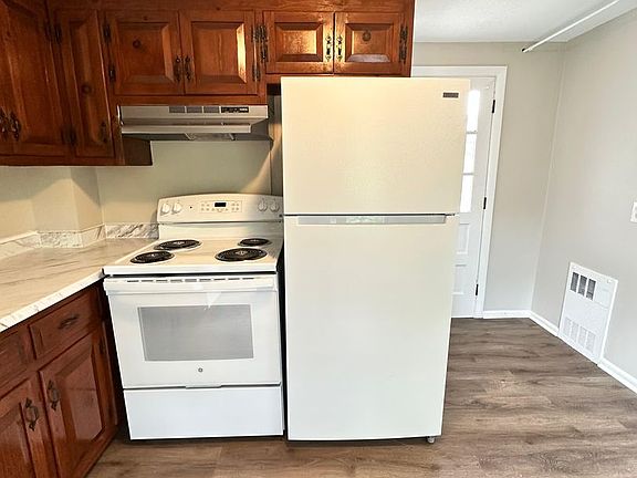 3rd image of 26 Forestdale Ave #16