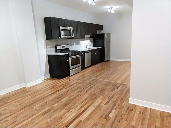 2nd image of 4113 W Lawrence Ave #3