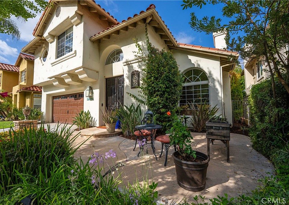 1st image of 23625 White Oak Ct