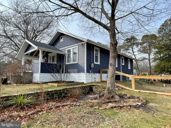 353 S Knight Ave, Egg Harbor City, NJ 08215