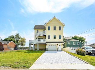 3 Grant Ave, Rumson, NJ 07760