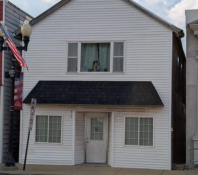 1st image of 515 W Main St