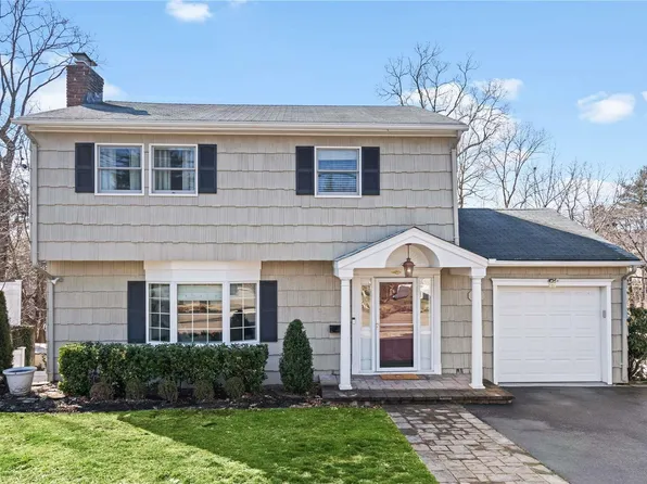 7 Bay Avenue, Huntington, NY 11743