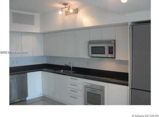 92 SW 3rd St APT 1409, Miami, FL 33130