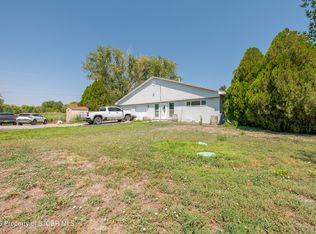 30 Road 3520, Flora Vista, NM 87415