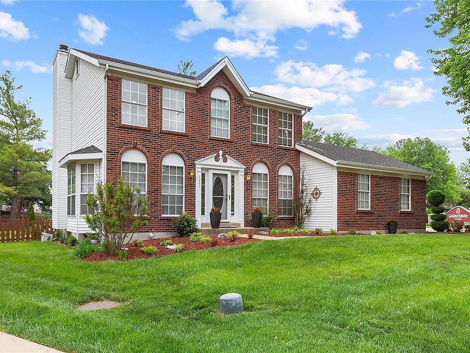 3885 Kentucky Derby Dr, Florissant, MO 63034 Zillow