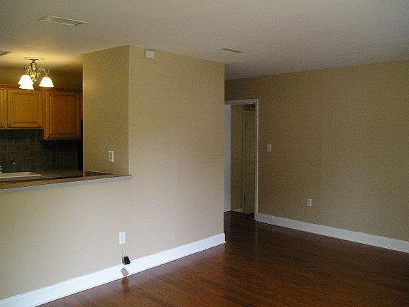 3rd image of 4520 S Cortez Ave