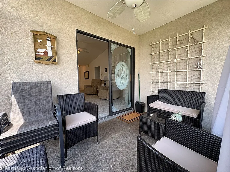 2103 Villaway E — Photo 22