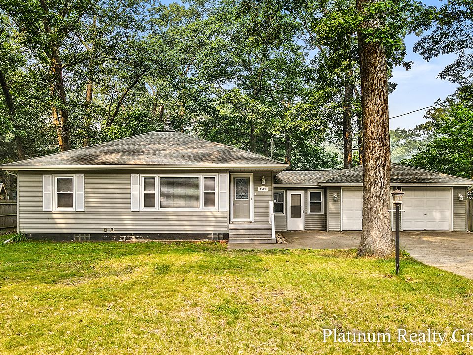 1st image of 1519 Hansen St