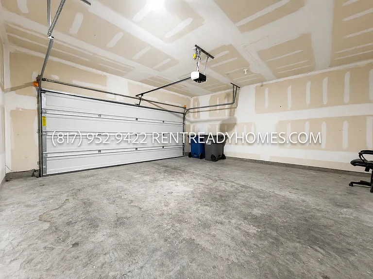 419 Covington Cv — Photo 19