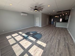 128 W Van Buren St #301, Columbia City, IN 46725