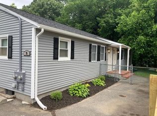 76 Darling St, Springfield, MA 01151